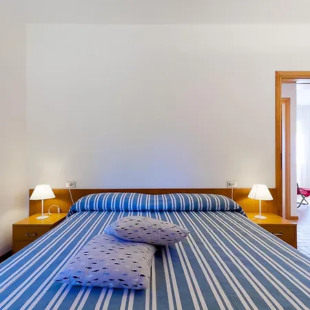 Casa Luisa A - Goelba Апартаменты *