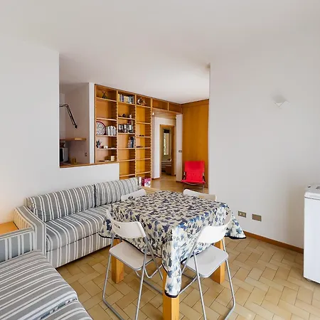 Apartment Casa Luisa A - Goelba *